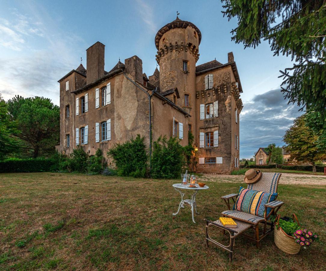 Chateau Garinie 15Th Century Medieval Castle In The South Of France Lugan  Exteriör bild