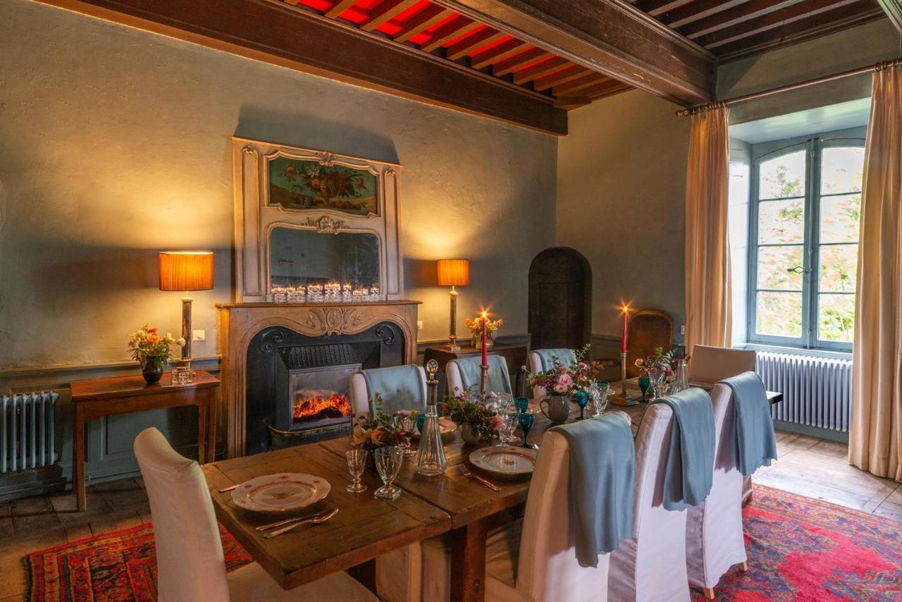 Chateau Garinie 15Th Century Medieval Castle In The South Of France Lugan  Exteriör bild